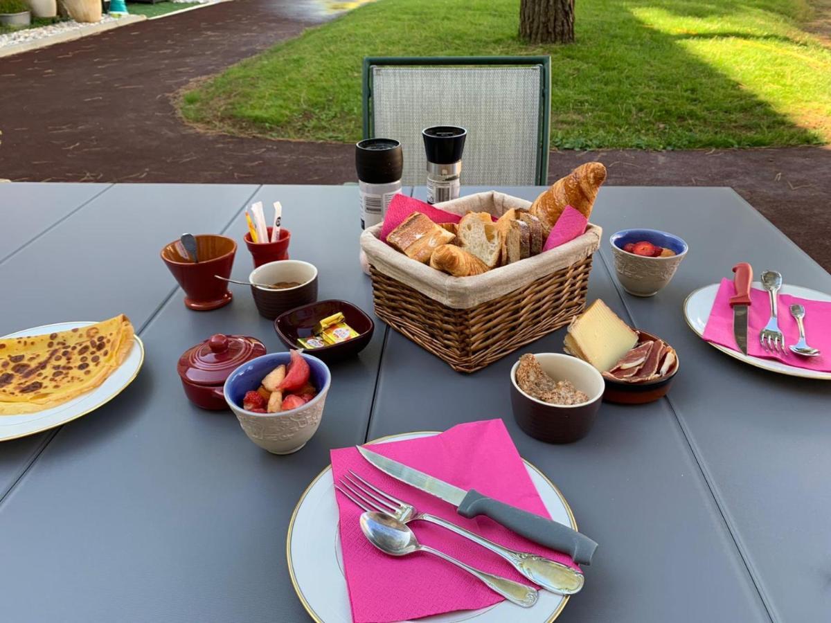 Jardin D'Arcy - Chambres D'Hotes Avec Piscine Et Spa Bois Eksteriør billede
