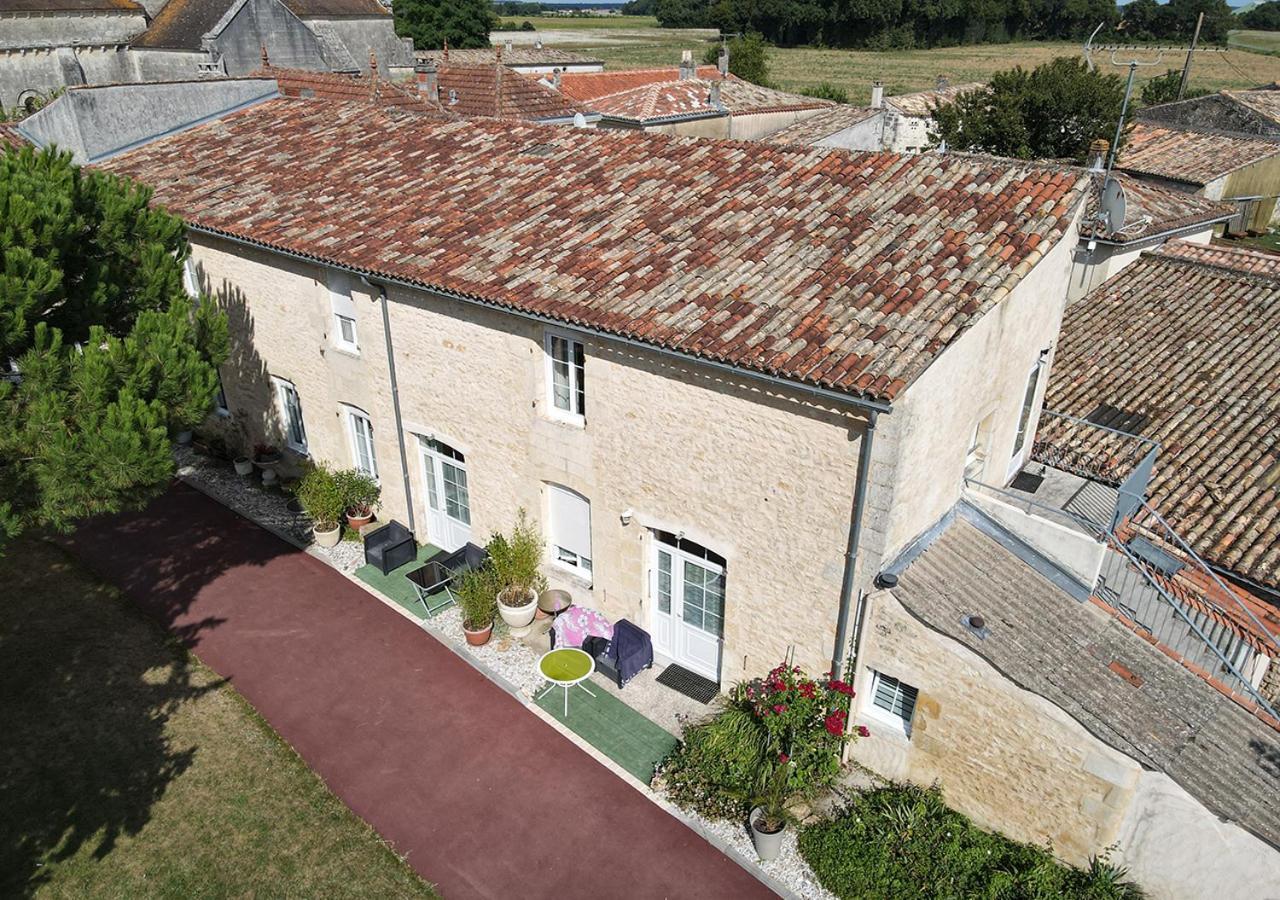 Jardin D'Arcy - Chambres D'Hotes Avec Piscine Et Spa Bois Eksteriør billede