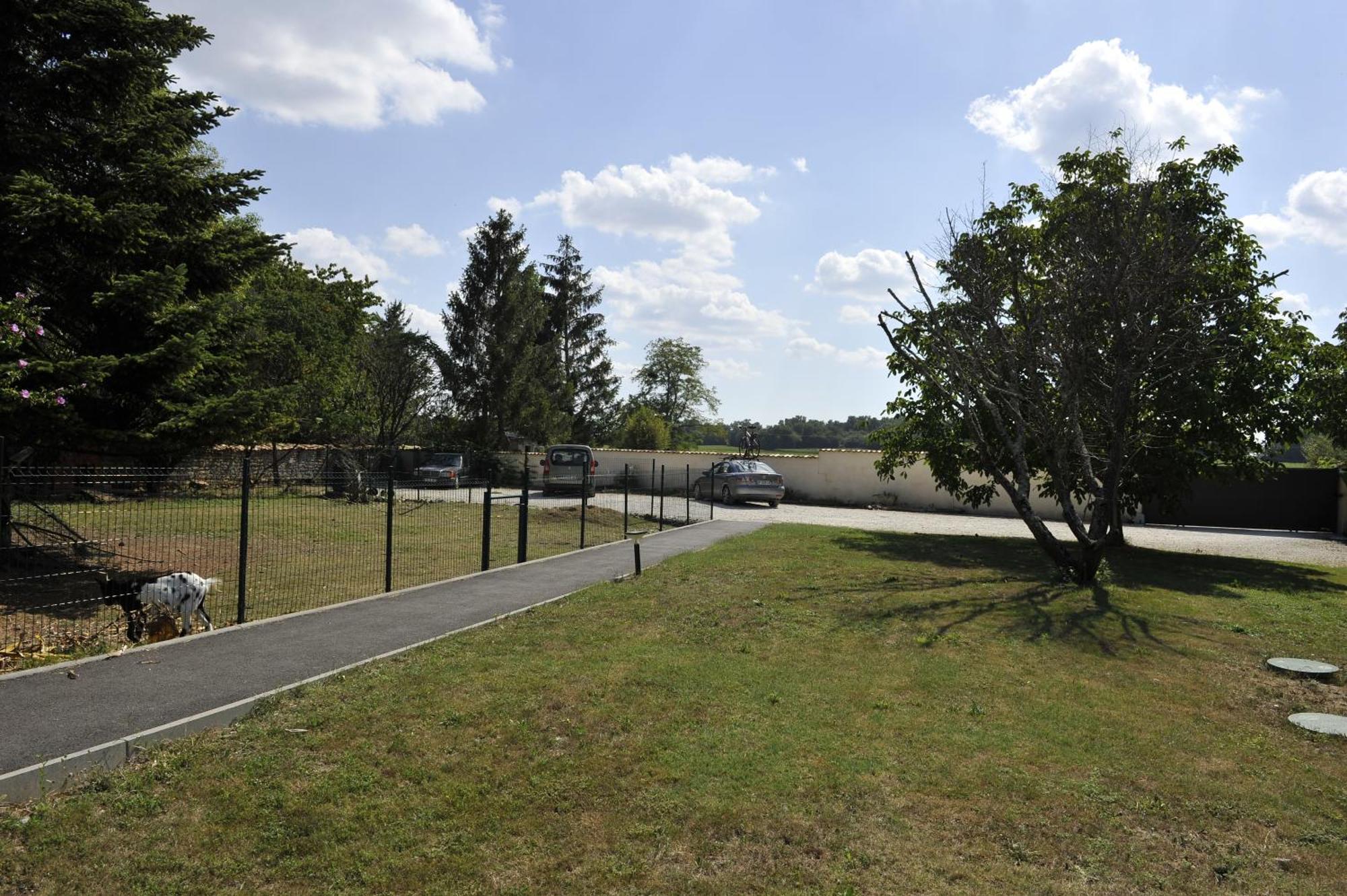 Jardin D'Arcy - Chambres D'Hotes Avec Piscine Et Spa Bois Eksteriør billede