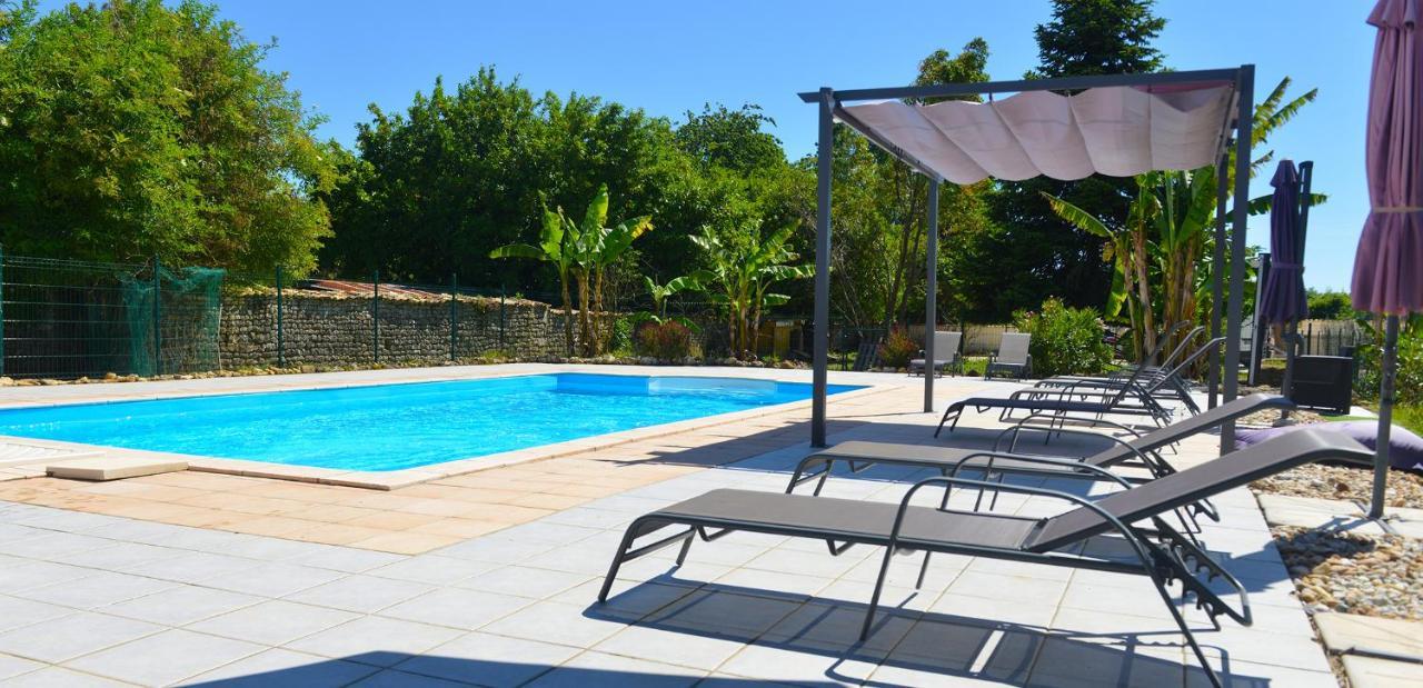 Jardin D'Arcy - Chambres D'Hotes Avec Piscine Et Spa Bois Eksteriør billede